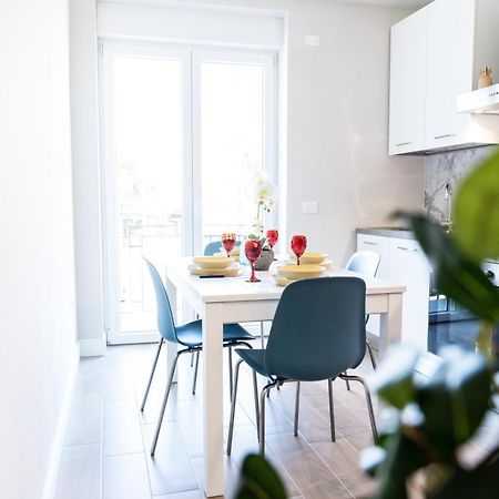 Casa Luna Nel Cuore Di Cagliari A 10 Minuti In Macchina Dalle Spiagge Piu Belle מראה חיצוני תמונה