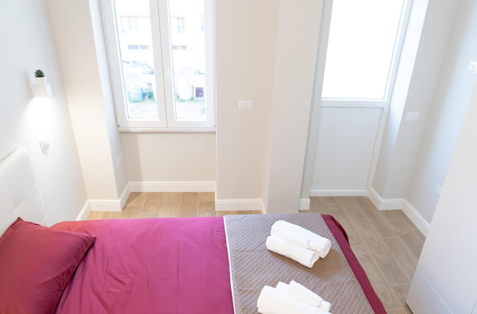 Casa Luna Nel Cuore Di Cagliari A 10 Minuti In Macchina Dalle Spiagge Piu Belle מראה חיצוני תמונה